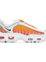 Nike W Air Max Tailwind Iv Nrg Shoes In White,university Gold,habanero Red,black