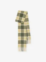 Burberry Narrow Check Cashmere Scarf In Neutral