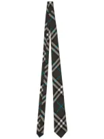 Burberry Ties In Snug