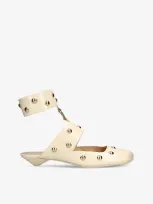 Chloé Jade Studded Leather Sandals In Bone