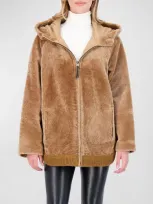 Gorski Reversible Shearling Lamb Zip Parka Jacket With Side Slits In Latte/latte