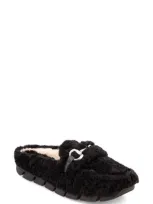 Mia Cocoa Faux Shearling Slipper In Black