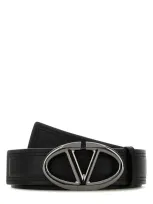 Valentino Garavani Valentino Luxury Leather Belt With Signature Oval Buckle And Refined Stitching In Black