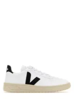 Veja Sneakers In Multicolor