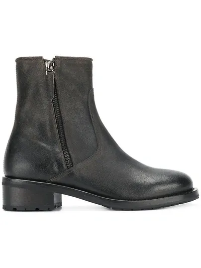 Henderson Baracco Zipped Chelsea Boots In Black