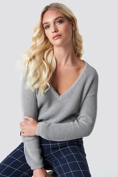 Na-kd Deep Front V-neck Knitted Sweater - Grey