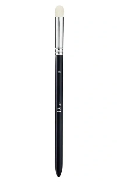 Dior Backstage Large Eyeshadow Blending Brush N 23