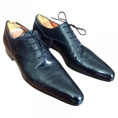 Pre-owned Santoni Leather Derbies In Black