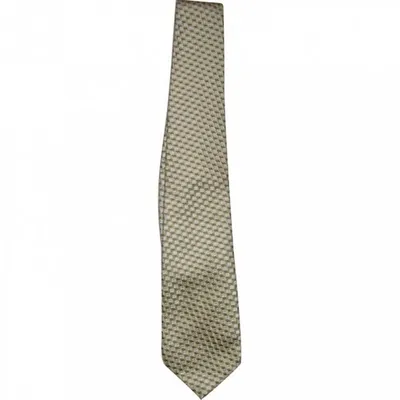 Pre-owned Chanel Silk Tie In Yellow