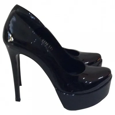 Pre-owned Walter Steiger Black Patent Leather Heels