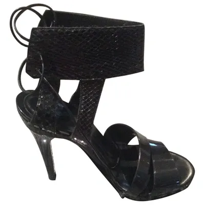 Pre-owned Chloé Leather Sandals In Black