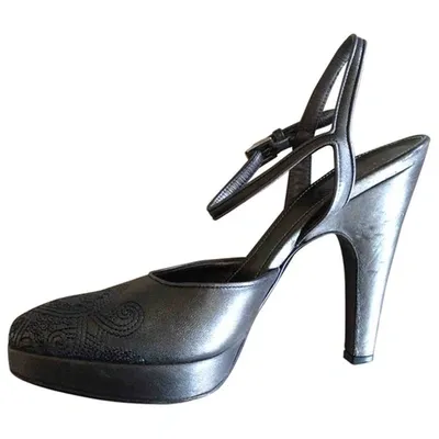 Pre-owned Prada Leather Escarpins In Anthracite