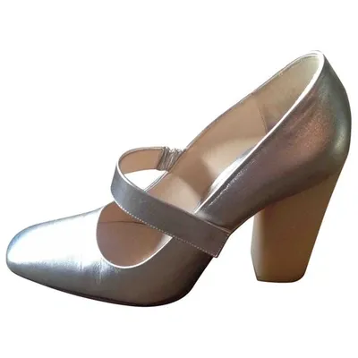 Pre-owned Max Mara Leather Heels In Silver