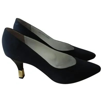 Pre-owned Bruno Magli Heels In Black