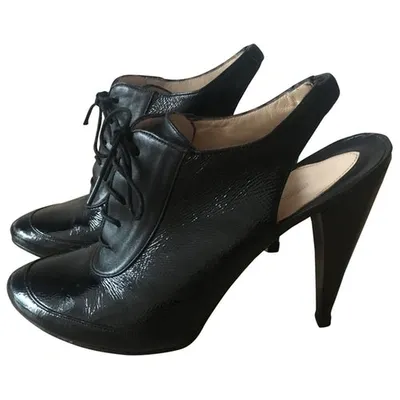 Pre-owned Nicholas Kirkwood Leather Heels In Black