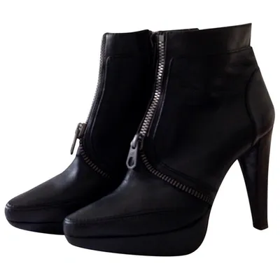 Pre-owned Proenza Schouler Leather Ankle Boots In Black