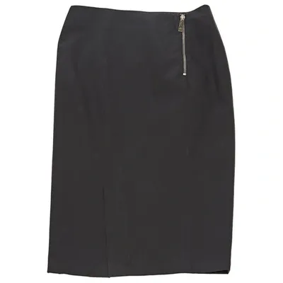 Pre-owned Gucci Mid-length Skirt In Black