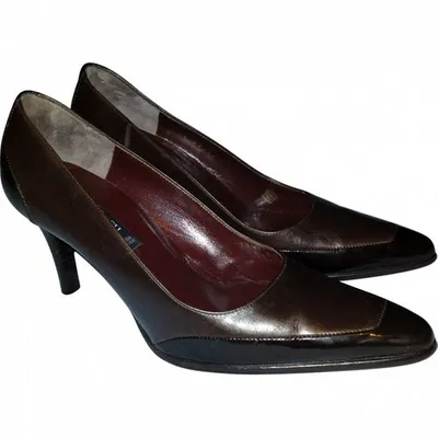 Pre-owned Bruno Magli Leather Heels In Brown