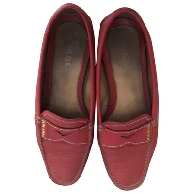 Pre-owned Prada Leather Flats In Red