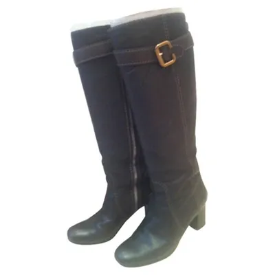 Pre-owned Chloé Leather Boots In Brown