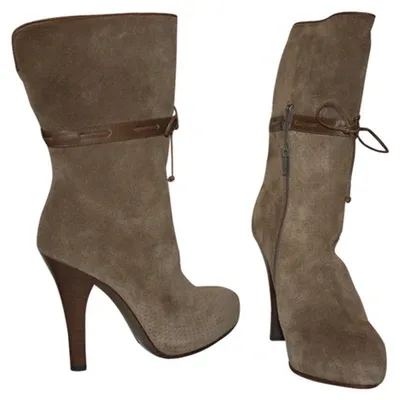 Pre-owned Bottega Veneta Boots In Beige