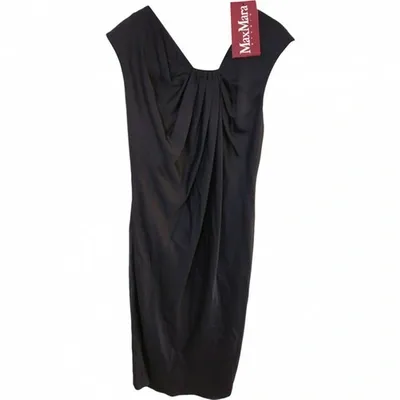 Pre-owned Max Mara Silk Mid-length Dress In Black