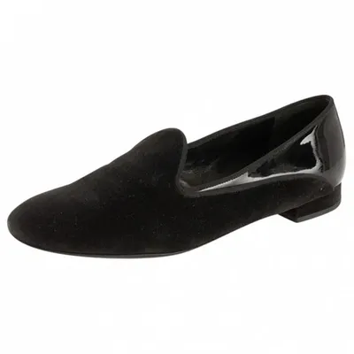 Pre-owned Giorgio Armani Black Flats