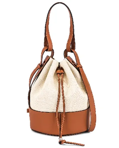 Loewe Balloon Bag In Ecru Tan