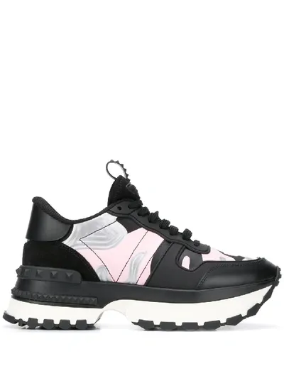 Valentino Garavani Rockrunner Plus Low-top Sneakers In Black