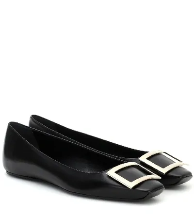 Roger Vivier Trompette Bellerine Glossed-leather Ballet Flats In Black