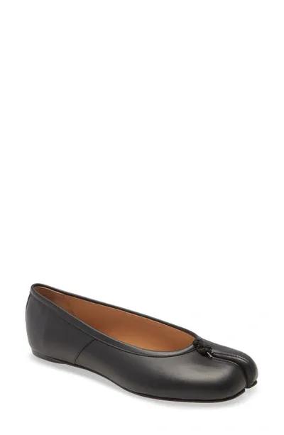 Maison Margiela Tabi Split-toe Leather Ballet Flats In Black