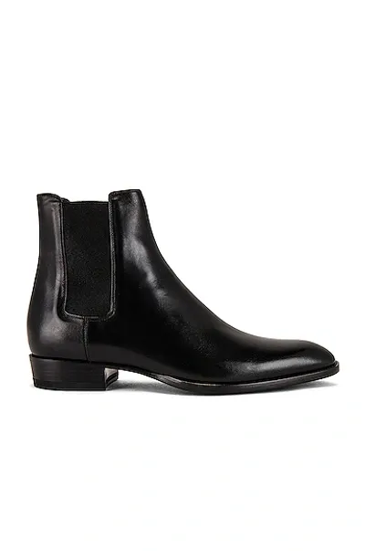 Saint Laurent Wyatt 30 Chelsea Boot In Black