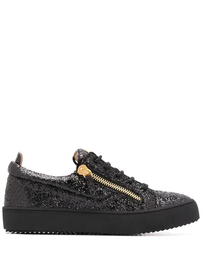 Giuseppe Zanotti Kriss Glitter Low-top Sneakers In Black