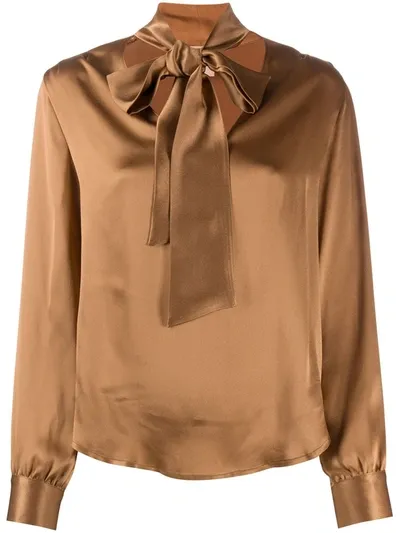 Nude Bluse Mit Schleifenkragen In Brown