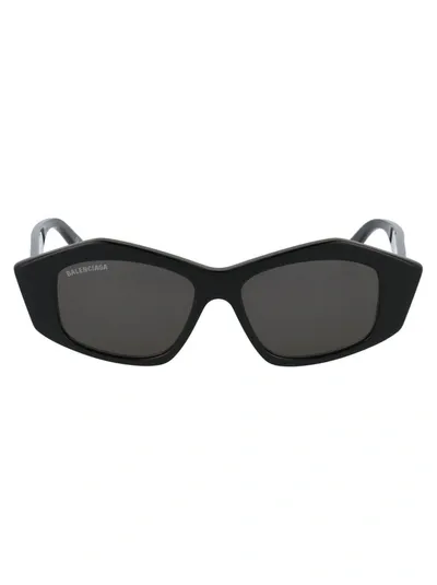 Balenciaga Eyewear Rectangular Frame Sunglasses In Black