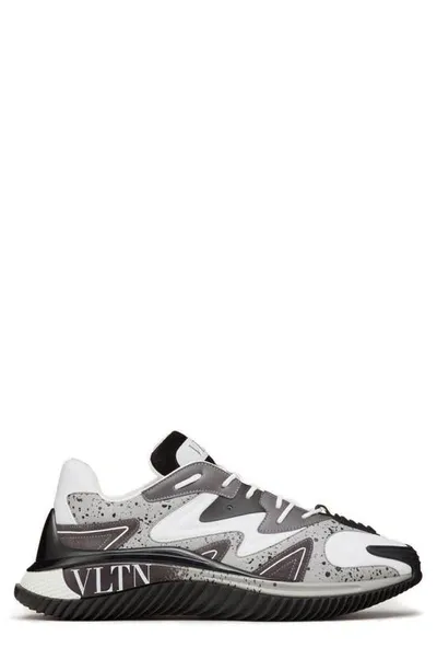 Valentino Garavani Wade Runner Vltn Leather Trainers In White Black Grey