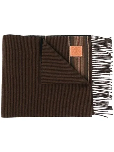 Loewe Anagram Logo Patch Knitted Scarf In Brown