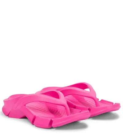 Balenciaga Women's Mold Pvc Thong Sandals In Rosa