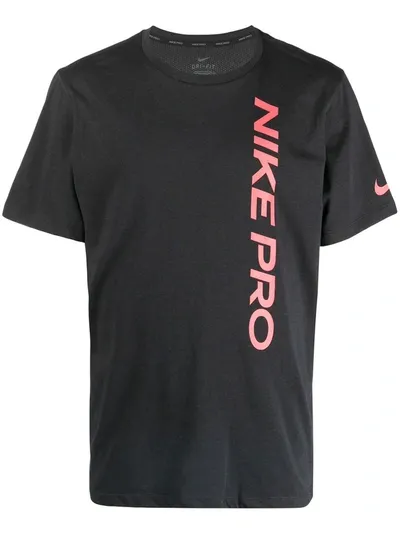 Nike Pro Relaxed Fit T-shirt In Black