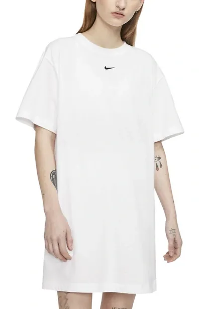 Nike Sportswear Essentials T-shirt Dress In White