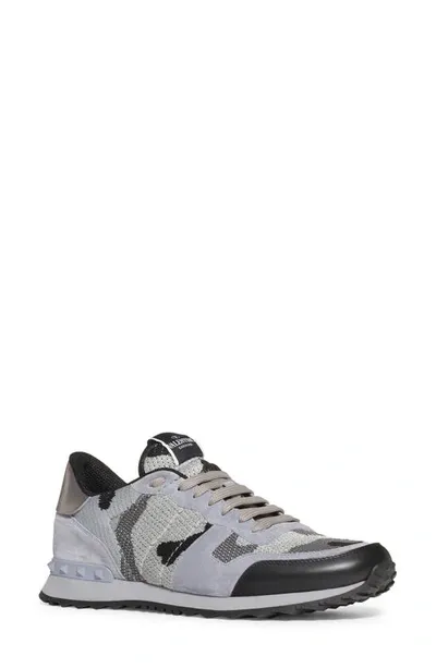 Valentino Garavani Garavani Rockrunner Camouflage Mesh Sneakers In Silver