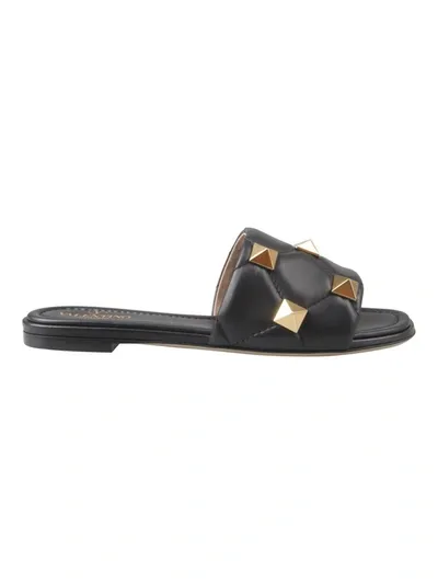 Valentino Garavani Roman Stud Sandals In Black