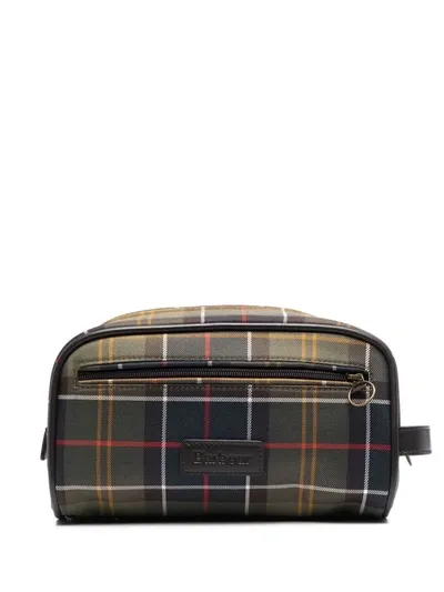 Barbour Checked Wash Bag In Grün