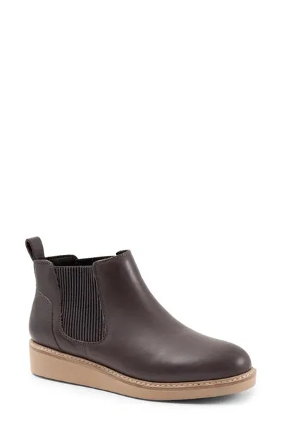 Softwalkr Wildwood Chelsea Boot In Grey