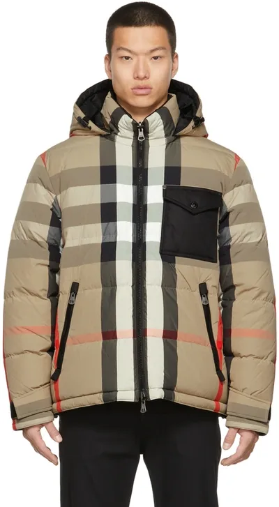 Burberry Rutland Reversible Hooded Puffer Jacket In Archive Beige