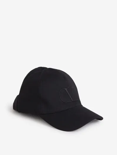 Valentino Garavani Vlogo-embroidered Cap In Black