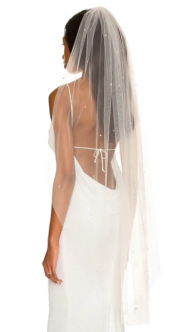 Ofrenda Studio Spirit Pearl Veil In Off White