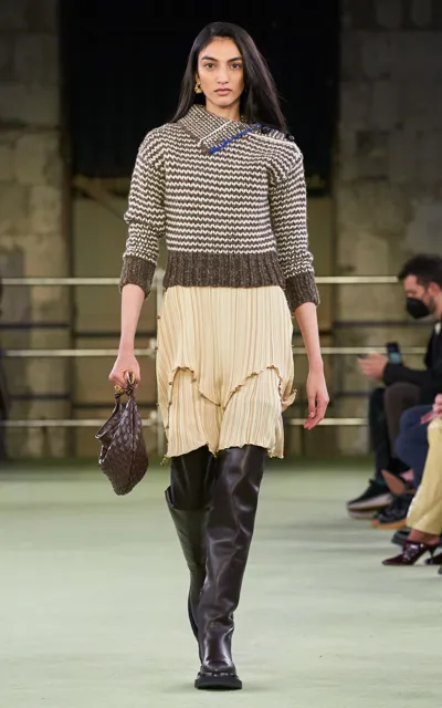 Bottega Veneta Wool Zig-zag Sweater In Brown