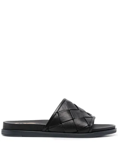 Casadei Interwoven Leather Sliders In 0000 Black