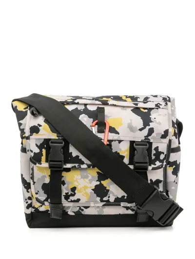 Makavelic Camouflage Messenger Bag In Mehrfarbig